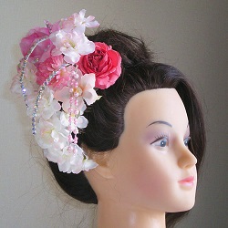 成人式髪飾り・スワロフスキー入りピンクローズと桜